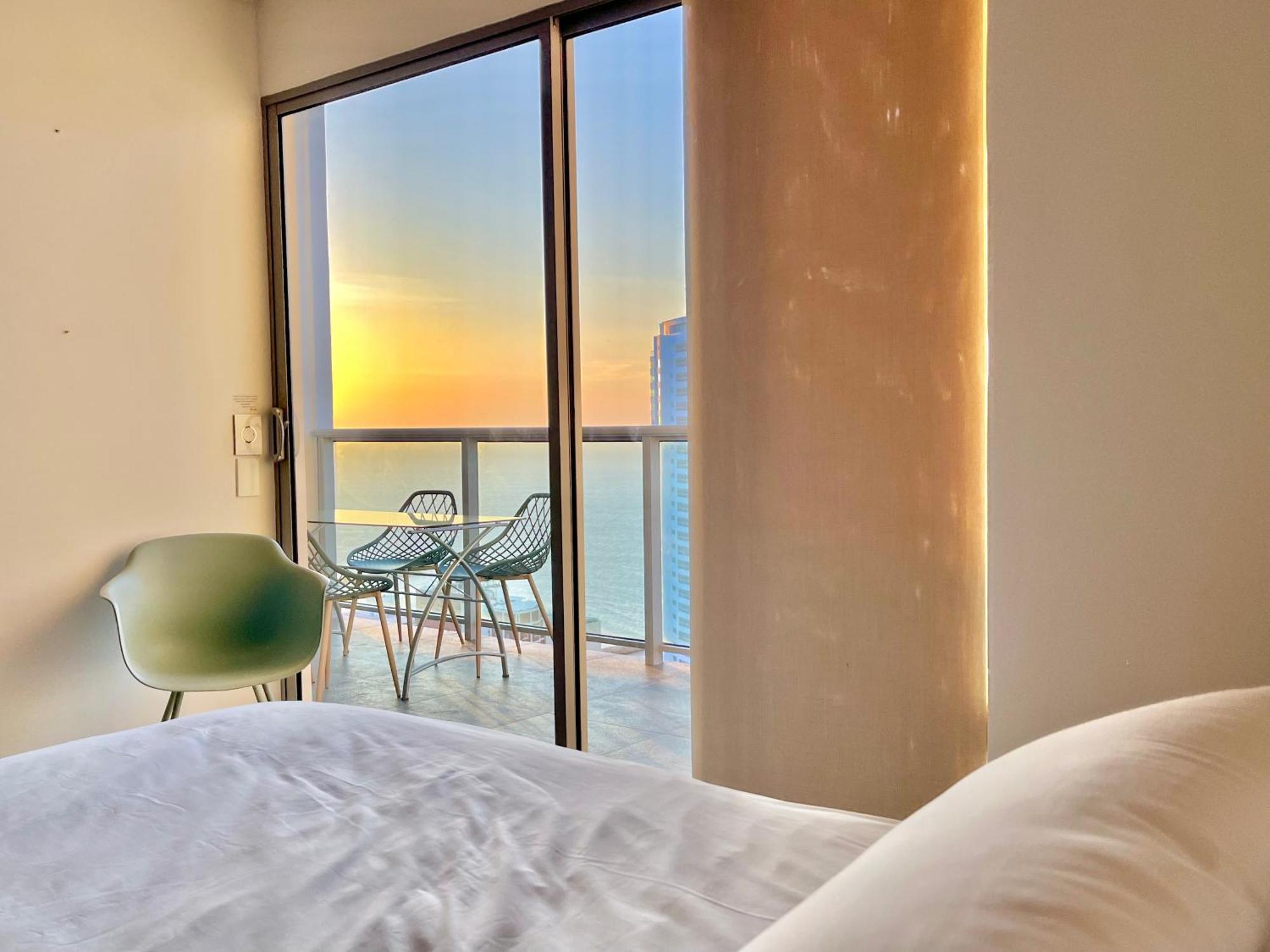 Apartment By Calamari Homes - Infinitum 3302 Bocagrande *